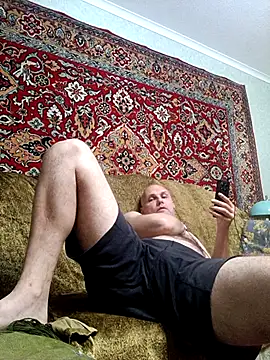 Snapshot of Pineapple04 chatting on July 1, 7:35 pm Pineapple04 online show from July 1, 7:35 pm