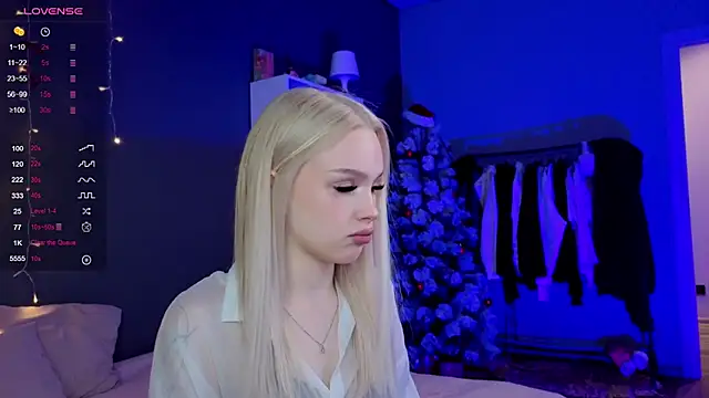 aneta alisha online show from February 12, 2:23 pm