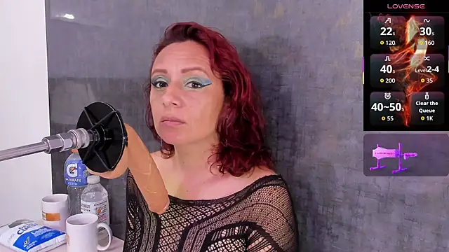 Snapshot of Issys_milf chatting on May 21, 11:50 am Issys milf online show from May 21, 11:50 am