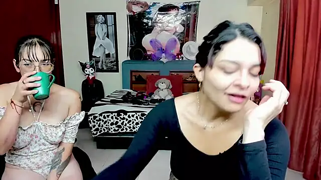 jeyloveebony online show from November 6, 1:45 pm