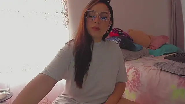 HARLEYNAPIER online show from March 26, 7:41 pm