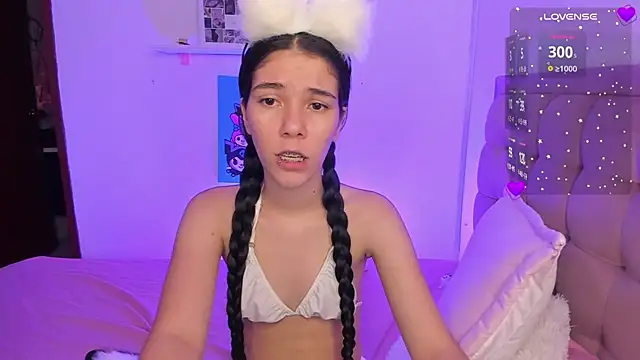 sofi cute01 online show from March 8, 1:06 am