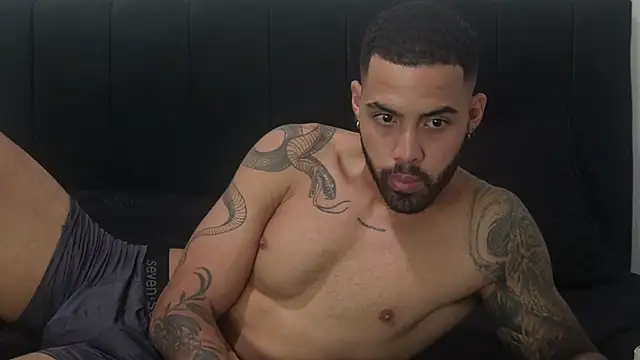 Hendry  online show from February 8, 2:15 am