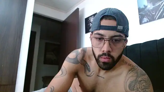 Hendry  online show from March 8, 1:50 am