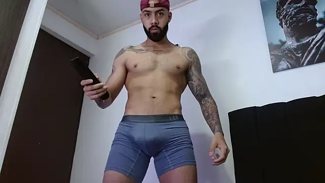 Hendry  online show from March 22, 11:53 pm