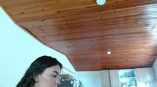 Cuty sexy hot online show from December 12, 2:33 pm
