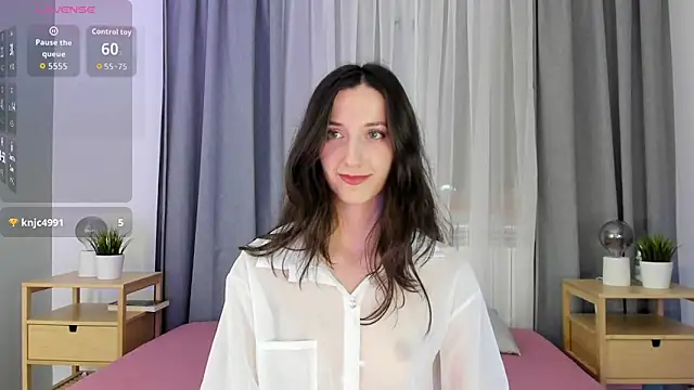 Snapshot of Ketty_Belly chatting on March 8, 10:35 pm Ketty Belly online show from March 8, 10:35 pm
