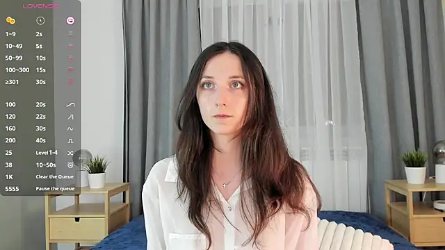 Snapshot of Ketty_Belly chatting on April 24, 9:17 pm Ketty Belly online show from April 24, 9:17 pm