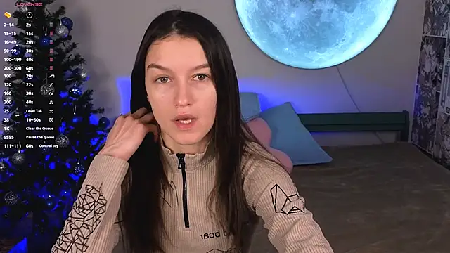 Alice  grace online show from December 25, 9:43 pm