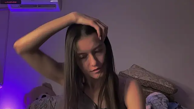 Alice  grace online show from February 18, 3:32 pm