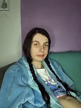 Snapshot of chachalette444 chatting on February 22, 9:04 pm chachalette444 online show from February 22, 9:04 pm