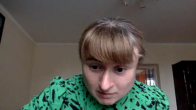 Snapshot of KlavdiaPetrivna chatting on June 10, 5:45 pm KlavdiaPetrivna online show from June 10, 5:45 pm