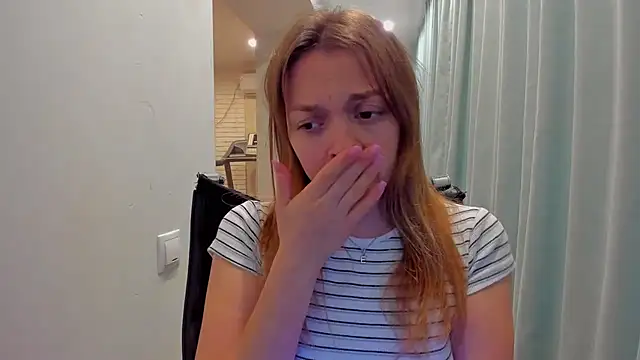 realfairy online show from September 25, 9:07 pm