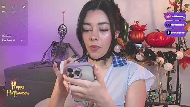 Soffimoon  online show from October 31, 1:39 am