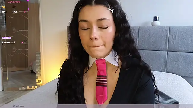 Soffimoon  online show from May 25, 8:04 pm