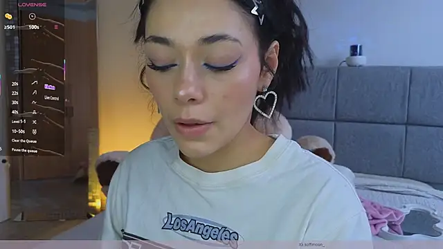 Soffimoon  online show from July 23, 8:18 pm