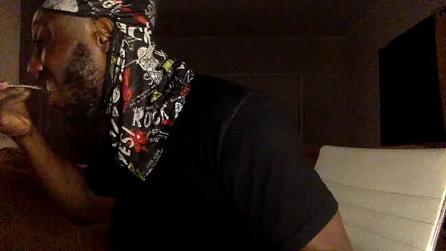 Snapshot of shomeagudtyme chatting on November 15, 1:58 am shomeagudtyme online show from November 15, 1:58 am