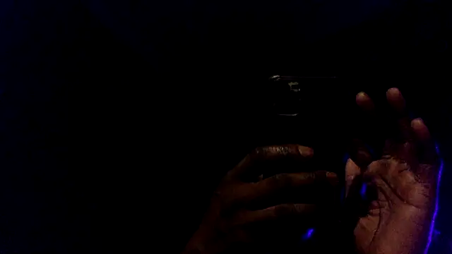 Snapshot of shomeagudtyme chatting on December 4, 4:33 am shomeagudtyme online show from December 4, 4:33 am