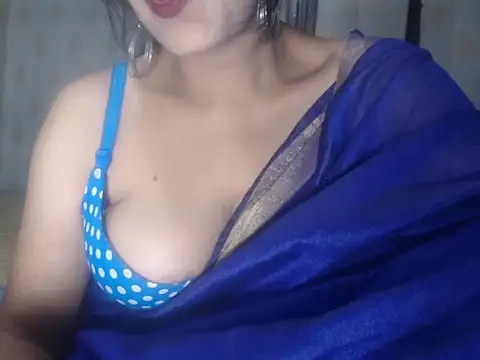 LustyShreya online show from October 10, 5:45 pm