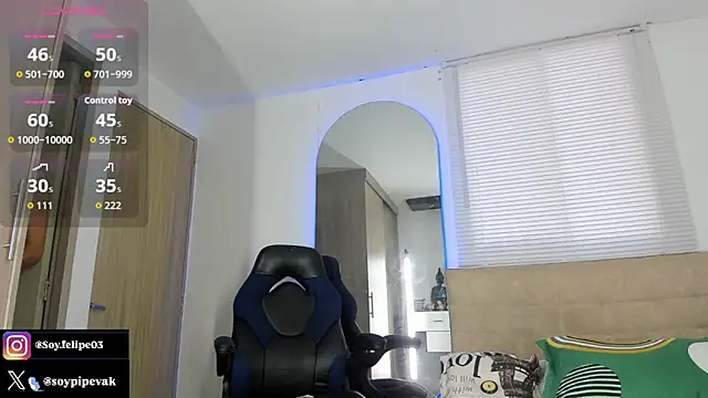 soyander03  online show from November 11, 9:37 pm