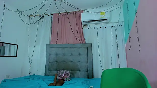 valentina 0  online show from October 21, 3:51 am