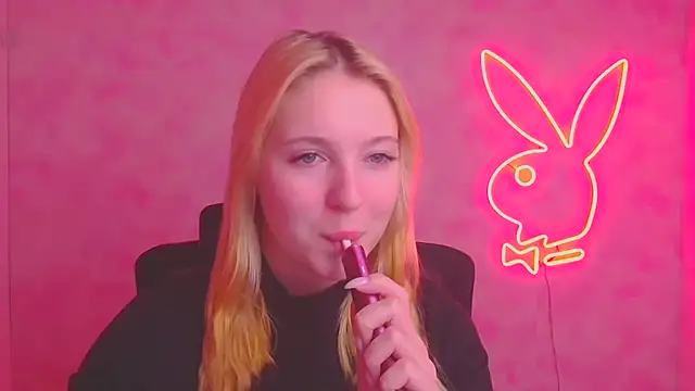 Milka kiss  online show from November 12, 6:47 am