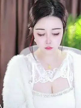 Qiaoqiao  online show from February 3, 4:41 pm