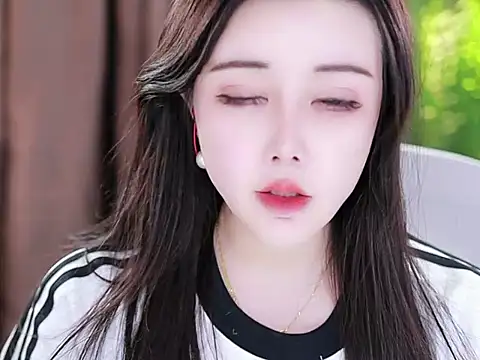 Qiaoqiao  online show from February 7, 4:35 pm