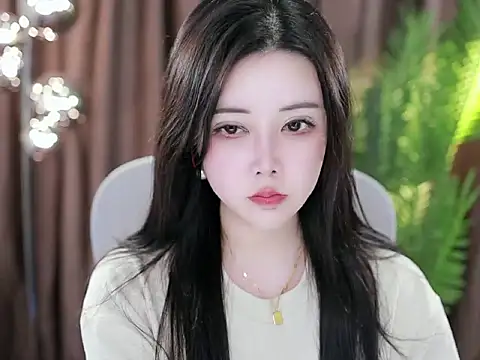 Qiaoqiao  online show from February 9, 2:07 pm