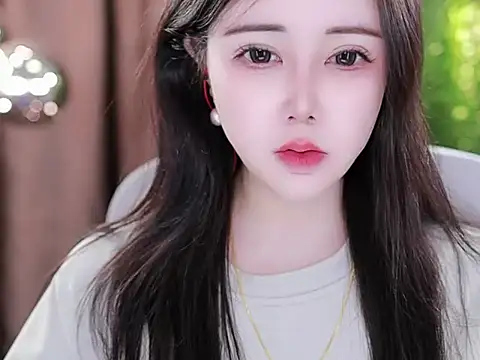 Qiaoqiao  online show from February 18, 8:38 am