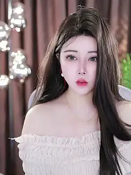 Qiaoqiao  online show from March 2, 6:05 am