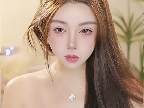 Qiaoqiao  online show from May 22, 3:17 pm