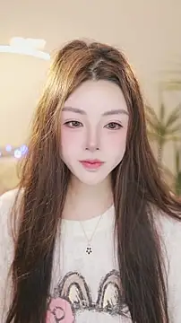 Qiaoqiao  online show from June 4, 4:13 pm