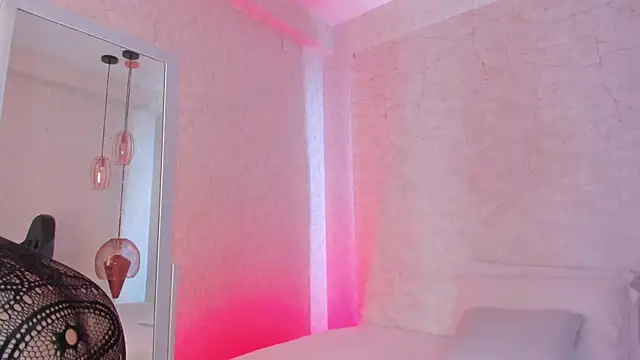 Snapshot of kosmic_Angel chatting on February 28, 8:07 pm kosmic Angel online show from February 28, 8:07 pm