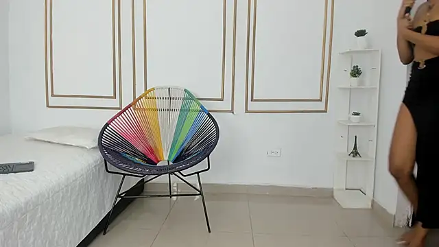 flavia cruz online show from November 8, 7:23 pm