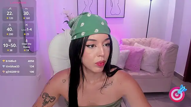 zoee jackson online show from February 13, 7:10 pm