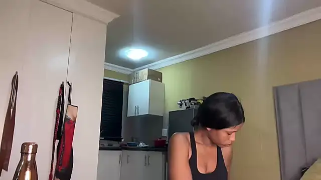 SexyZeeee online show from September 16, 6:53 pm