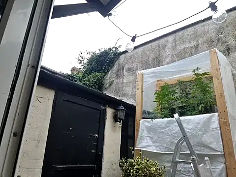 stavroun online show from September 10, 4:18 pm