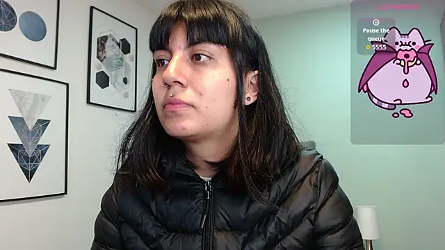 Snapshot of amy_adams1 chatting on December 3, 4:42 am amy adams1 online show from December 3, 4:42 am