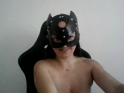 MaxWellas6 online show from June 24, 10:03 am