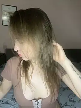 EdnaBradley online show from October 14, 2:51 pm