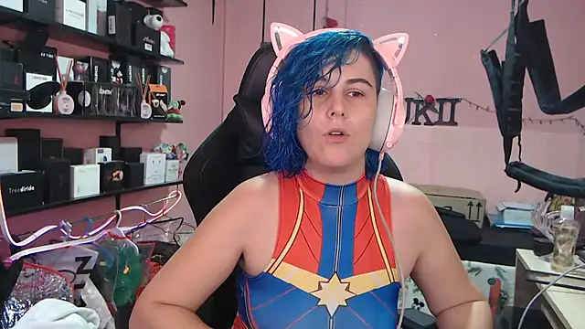 sukii93 online show from May 24, 3:17 pm