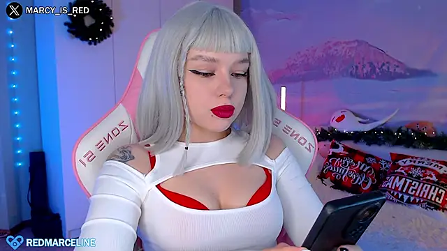 Snapshot of meowceline chatting on December 18, 3:33 pm meowceline online show from December 18, 3:33 pm