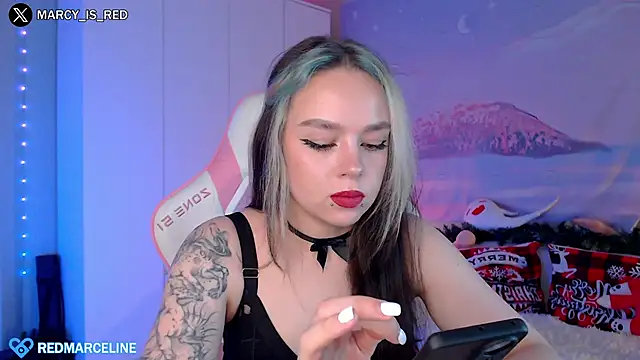 Snapshot of meowceline chatting on January 7, 3:44 pm meowceline online show from January 7, 3:44 pm