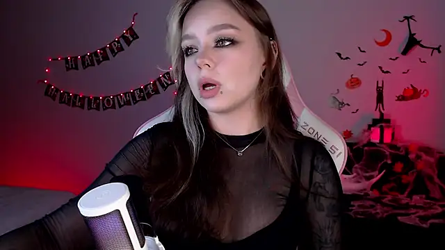 Snapshot of meowceline chatting on October 27, 5:06 pm meowceline online show from October 27, 5:06 pm