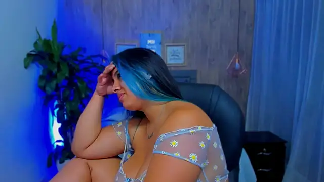 Snapshot of Xisu_ chatting on December 16, 3:51 am Xisu online show from December 16, 3:51 am