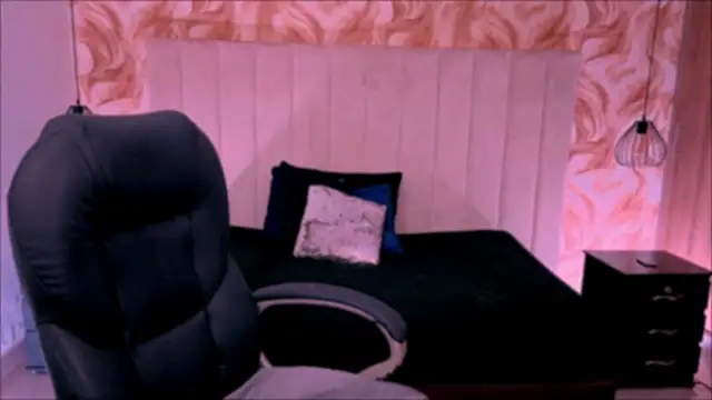 Snapshot of Xisu_ chatting on April 12, 4:39 am Xisu online show from April 12, 4:39 am