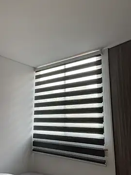 AmmyCollinsW online show from December 13, 9:09 pm