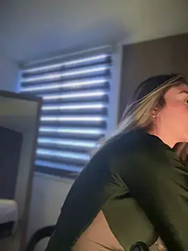 AmmyCollinsW online show from March 9, 10:52 pm