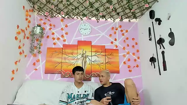 Fresahot2005 online show from March 10, 7:50 pm